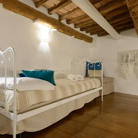 Casa Vezzosa Apartment