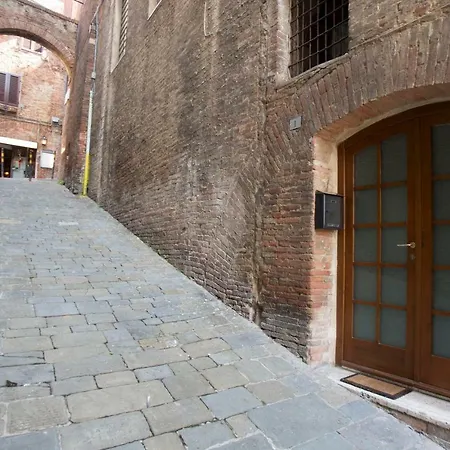 Casa Vezzosa * Sienne