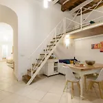 Casa Vezzosa 公寓 *